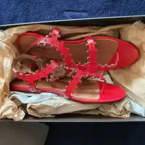 Women's shoes