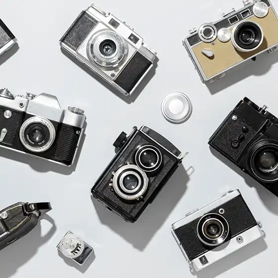 Photo cameras -old